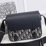 크리스찬디올 크로스백 DR210529