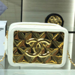 샤넬  코스메틱 케이스 AP2389