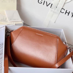 지방시 핸드백 GV388580