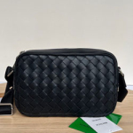 보테가 베네타 핸드백 710048