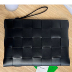 보체가베네타 클러치  649616