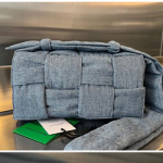 보테가 베네타 숄더백 623951