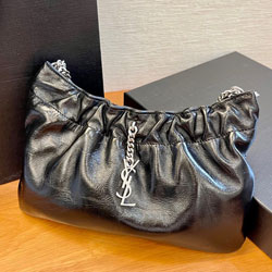 입생로랑 핸드백 681649