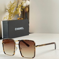 샤넬  CH-74489