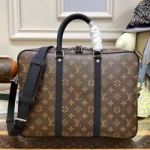 루이비통 포르트-도큐멍 보야주 PM M52005