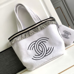 샤넬 핸드백 24cm AS3352