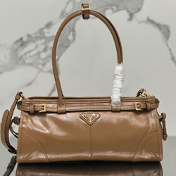 프라다 핸드백 1BA426