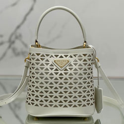 프라다 핸드백 1BA217
