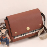 버버리 핸드백 110158