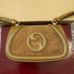 구찌 숄더백 815700