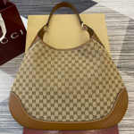 구찌 숄더백 815924