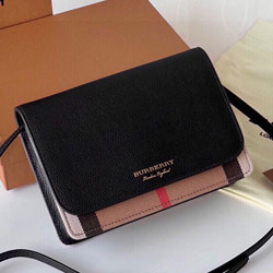 버버리 크로스백  251441-2